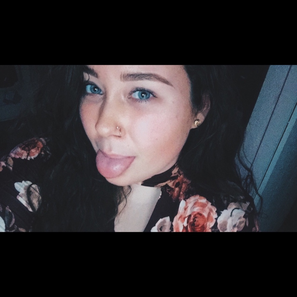 Meet your Posher, Samantha